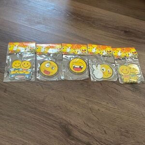 Emoji Fashion Smiley Face Keychain Pendant NWT